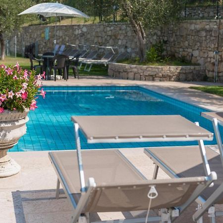 Agricampeggio Relax Maxicaravan Castelletto Di Brenzone Eksteriør bilde
