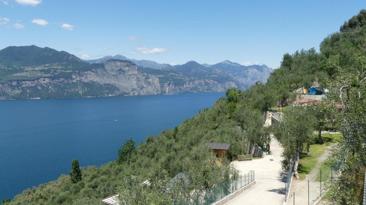 Agricampeggio Relax Maxicaravan Castelletto Di Brenzone Eksteriør bilde